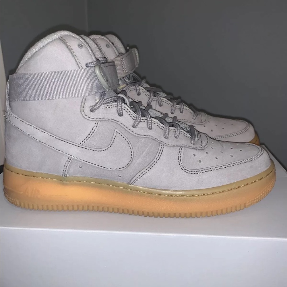 Air Force 1 high grey suede size 7y